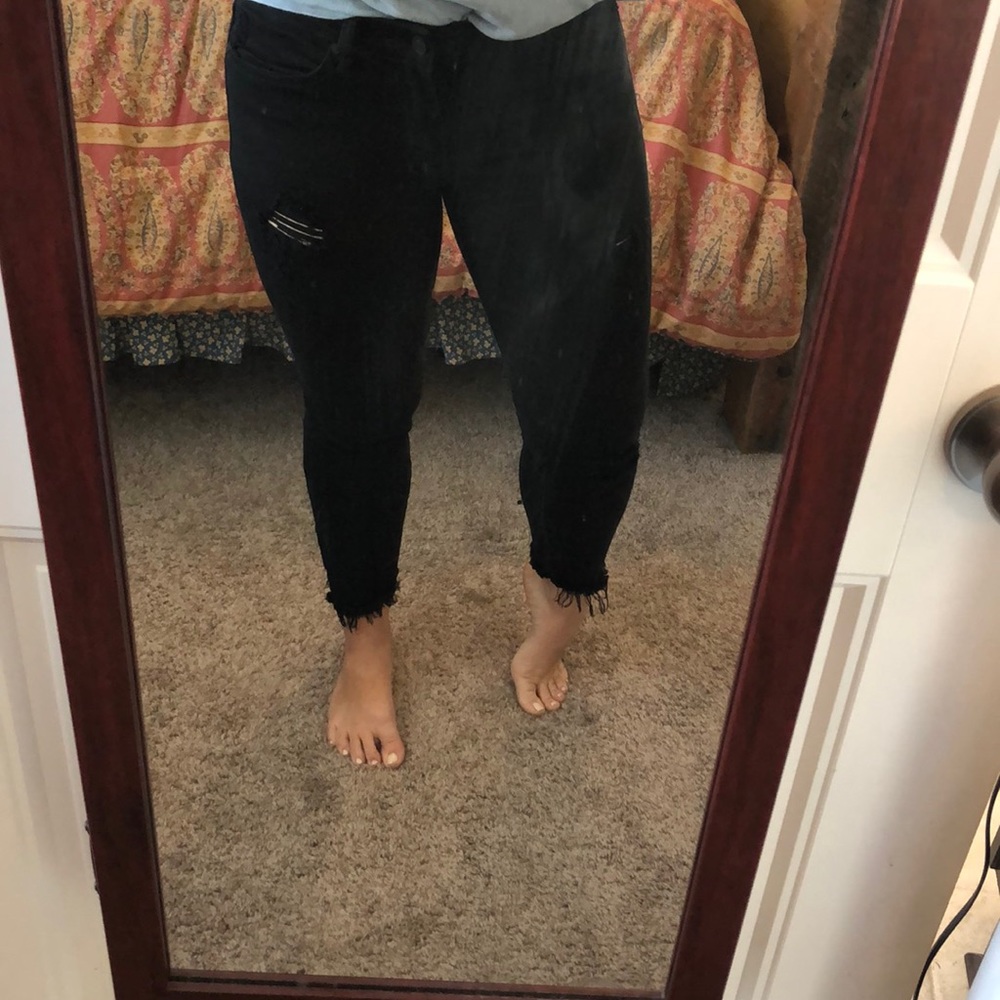 KanCan distressed black skinny jeans